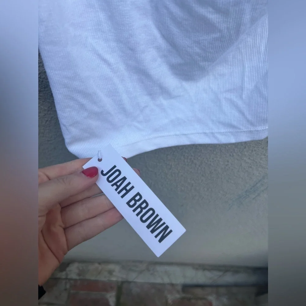 Joah Brown Single Strap Crop Tank in White NWT ! - Picture 7 of 7